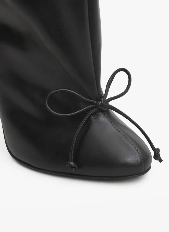 Alaa Boots and Ankle Boots DECOLLETE OVERTHEKNEE BOOTS IN CALFSKIN Black 8211 Women Alaa Boots and Ankle Boots DECOLLETE OVERTHEKNEE BOOTS IN CALFSKIN Black 8211 Women