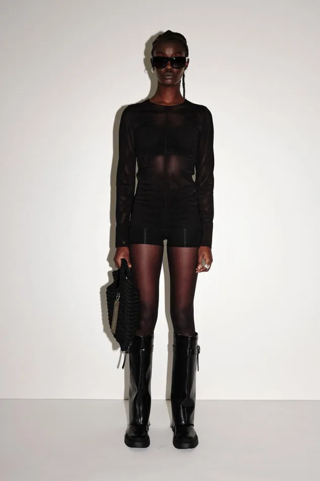 Alba Cut 8211 Black Women Won Hundred Shirts and Blouses
