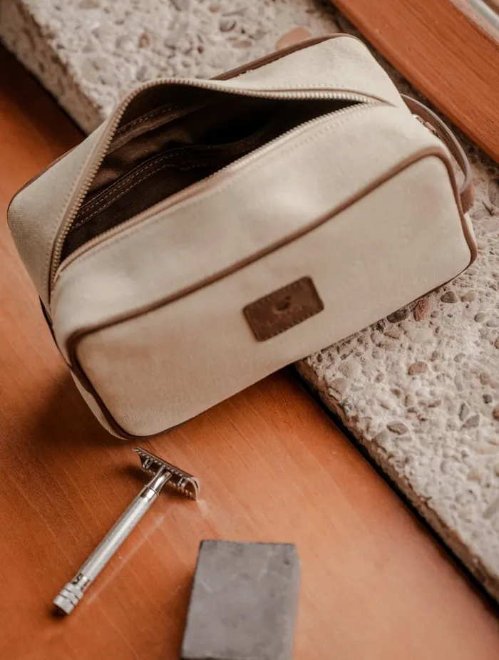 Amalfi Hemp Men Bobbies Toiletry Bags Amalfi Hemp Men Bobbies Toiletry Bags