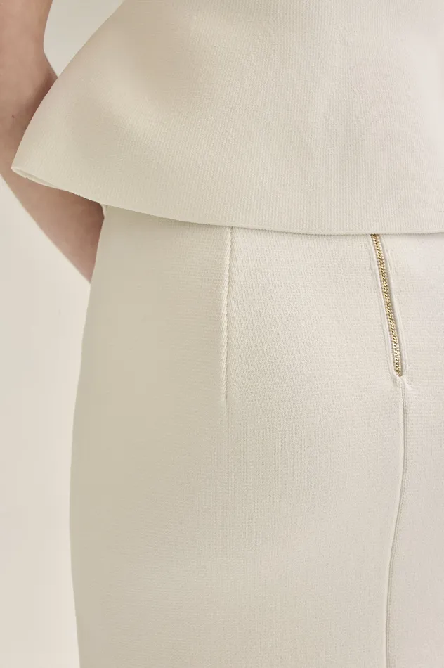 CREPE KNIT SHORT SLEEVE PEPLUM JACKET WHITE Jackets Scanlan Theodore Women CREPE KNIT SHORT SLEEVE PEPLUM JACKET WHITE Jackets Scanlan Theodore Women