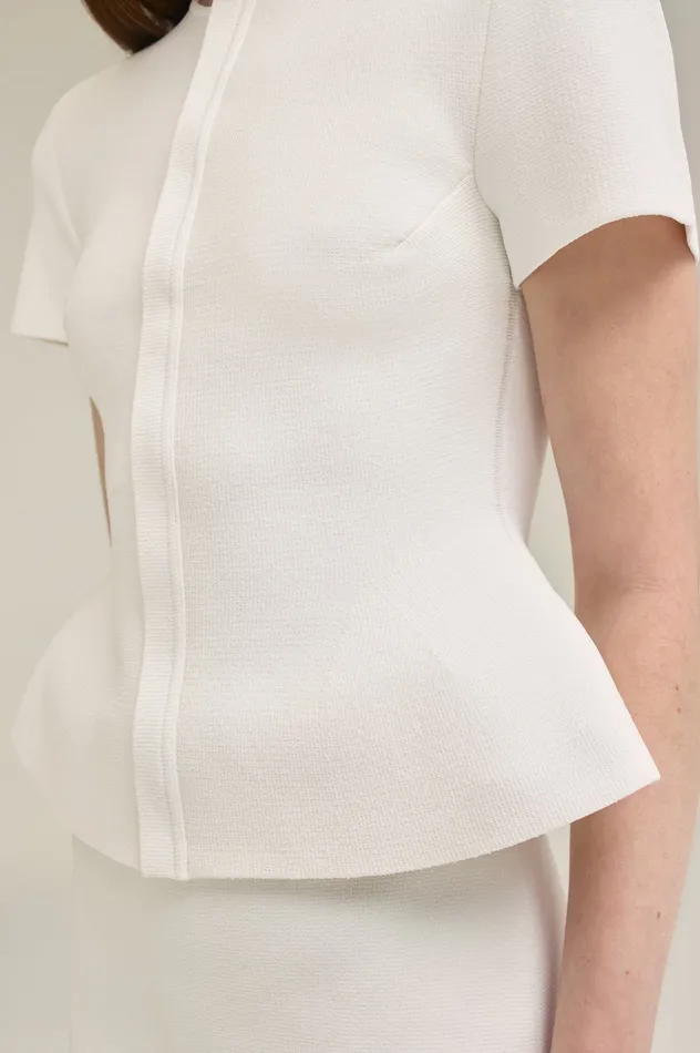 CREPE KNIT SHORT SLEEVE PEPLUM JACKET WHITE Jackets Scanlan Theodore Women CREPE KNIT SHORT SLEEVE PEPLUM JACKET WHITE Jackets Scanlan Theodore Women