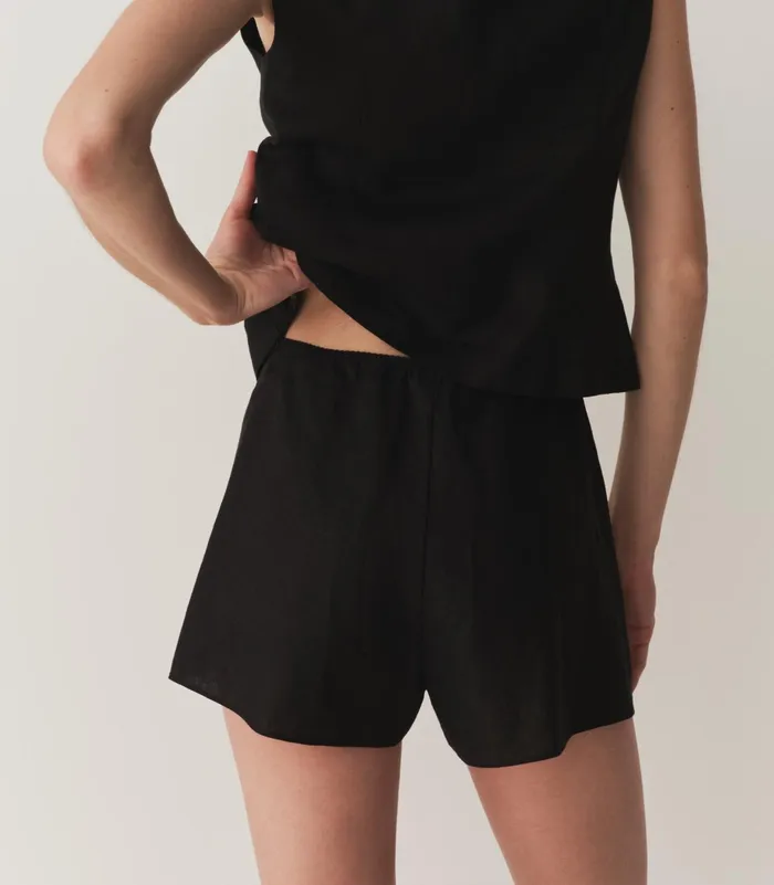 DEN Loren Linen Short Black Women Pants and Shorts DEN Loren Linen Short Black Women Pants and Shorts