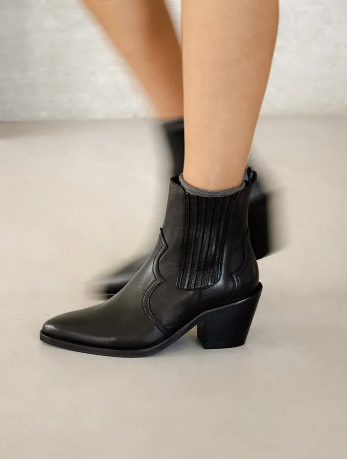 Dakota Passion Black Women Bobbies Ankle Boots