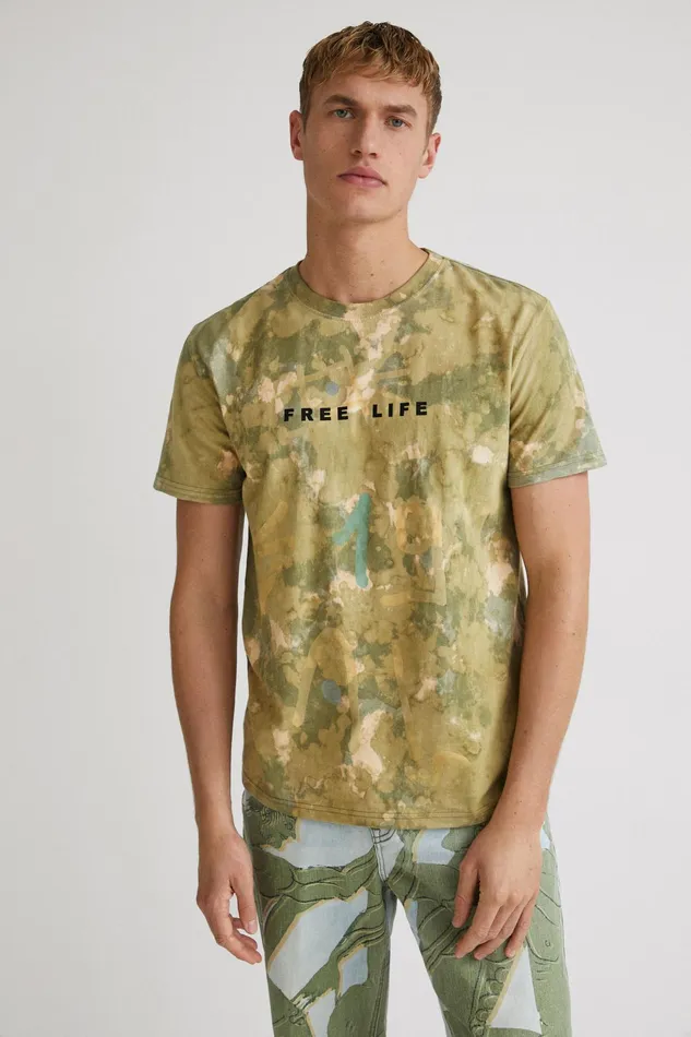 Desigual Camouflage Shortsleeve Tshirt Mens Tshirt and Polos