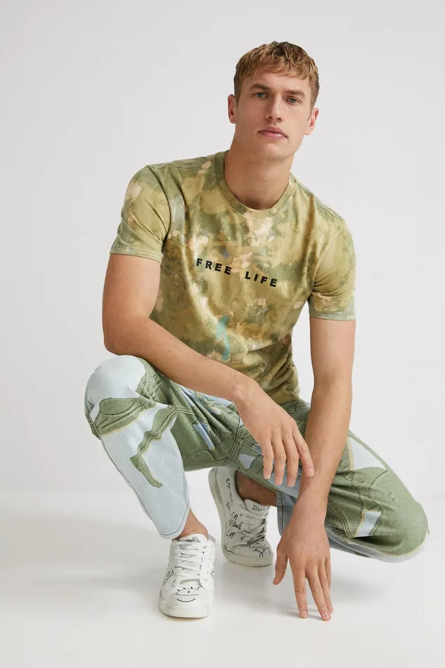 Desigual Camouflage Shortsleeve Tshirt Mens Tshirt and Polos