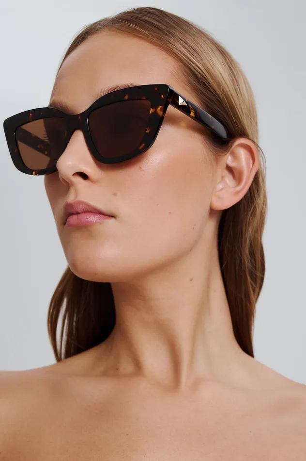 Eyewear ST SOFT CAT EYE SUNGLASSES TORTSHELL 8211 Scanlan Theodore Women