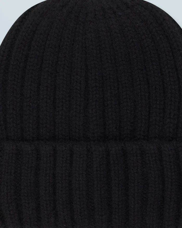 From Future Cashmere Beanies Beanie With Ribbed Lapel Black
