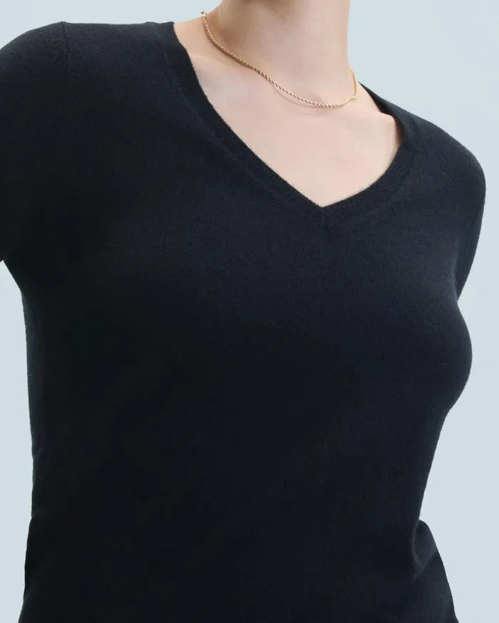 From Future Cashmere Sweaters Women Basic VNeck Sweater Black
