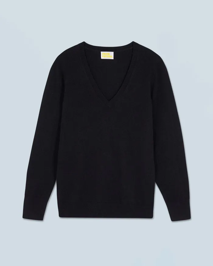 From Future Cashmere Sweaters Women Basic VNeck Sweater Black
