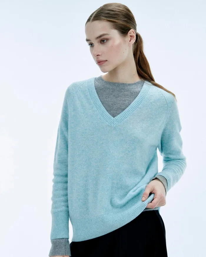 From Future Cashmere Sweaters Women Light Oversize VNeck Sweater Black