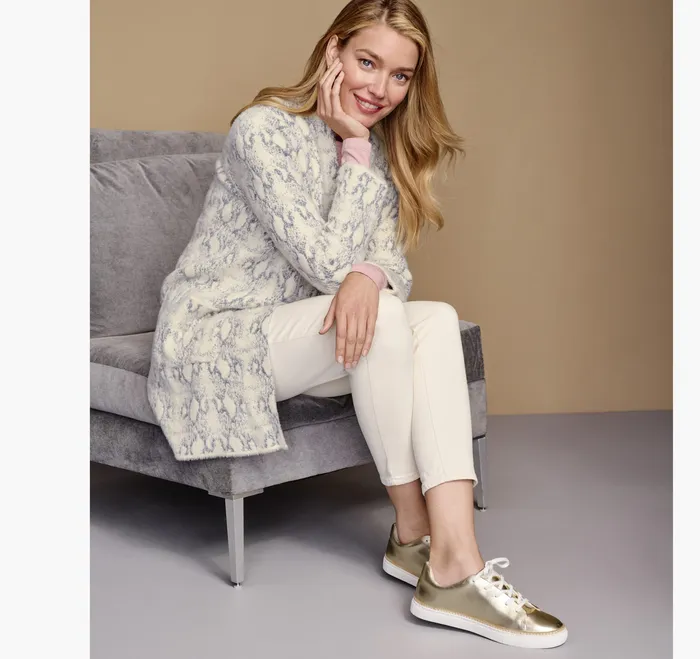 Johnston and Murphy Shirts Sweaters and Blazers Women SnakeskinPattern Cardigan Light Gray