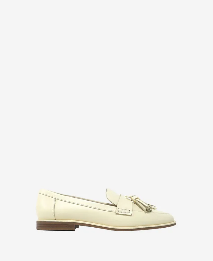 Kenneth Cole Flats and Loafers Women Lyra Leather Loafer White