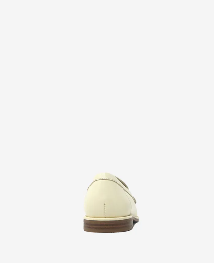 Kenneth Cole Flats and Loafers Women Lyra Leather Loafer White Kenneth Cole Flats and Loafers Women Lyra Leather Loafer White