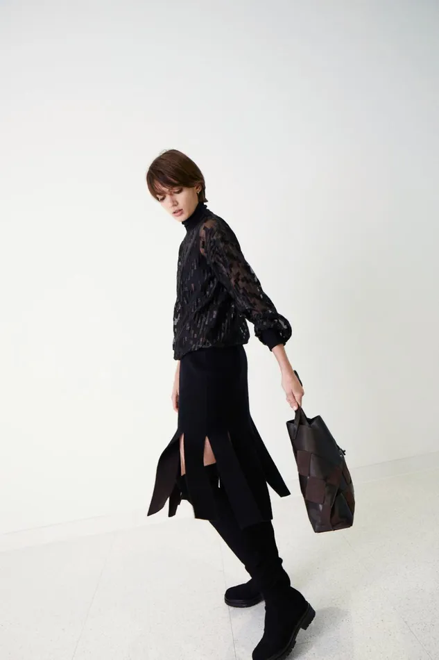 Medium Ai Shoulder Bag In Braided Leather And Nubuck Trapezoids Mocca Women Akris Shoulder Bags