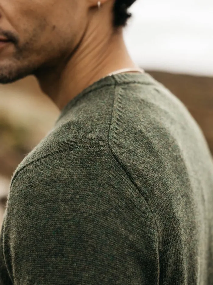 Men Cavan Pocket Knit Jumper Olive Finisterre Knitwear