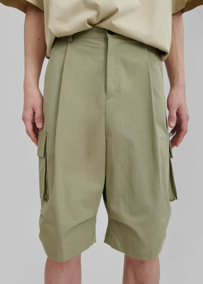 Men Edward Cargo Shorts 8211 Olive The Frankie Shop Bottoms