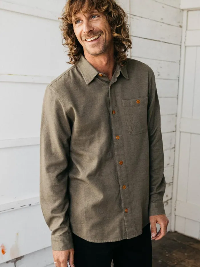 Men Gylly Shirt Willow Green Finisterre Shirts