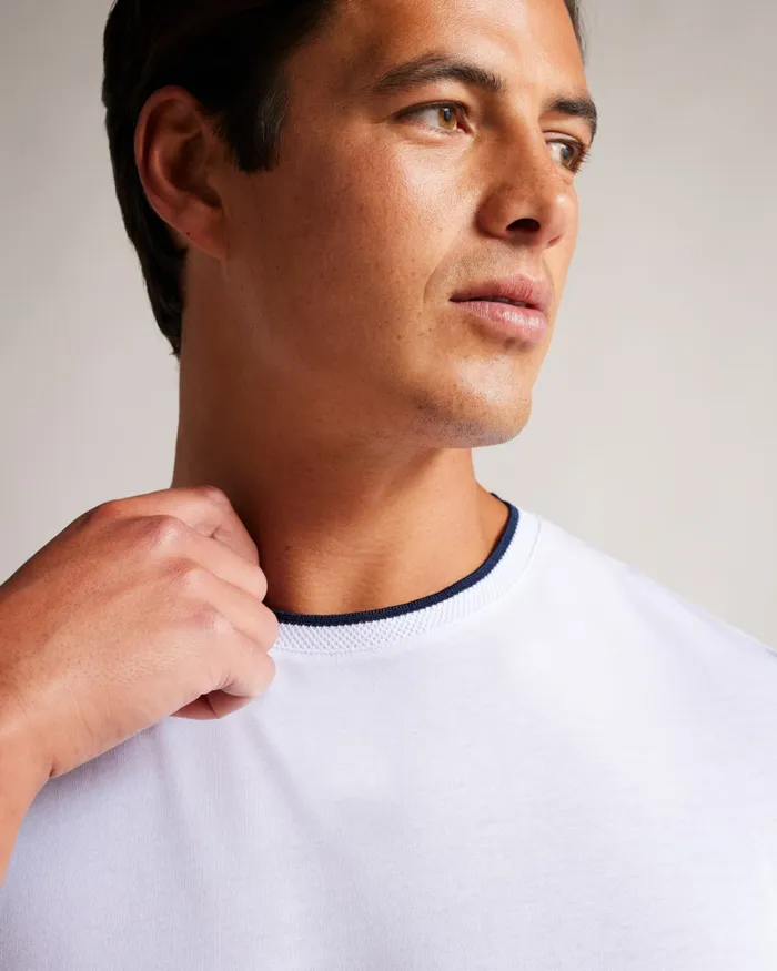Men HELPA 8211 Short Sleeve T Shirt White Ted Baker Tops