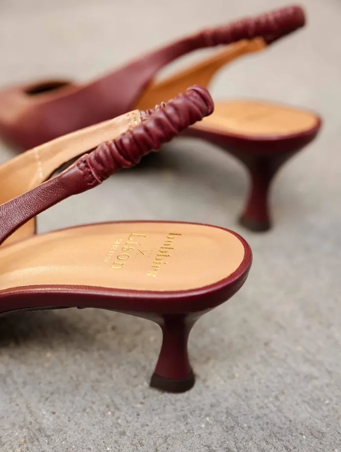 Miranda Garnet Women Bobbies Pumps and Mary Janes