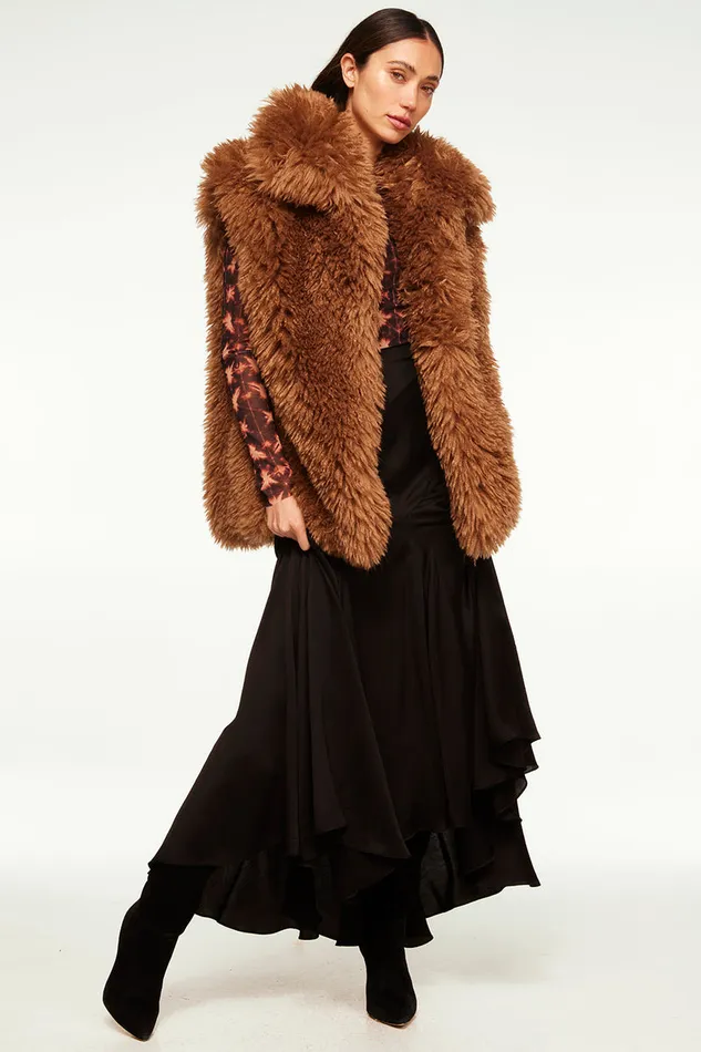 Misa Los Angeles Ryleigh Vest Latte Faux Fur Women Jackets