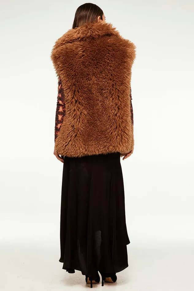 Misa Los Angeles Ryleigh Vest Latte Faux Fur Women Jackets