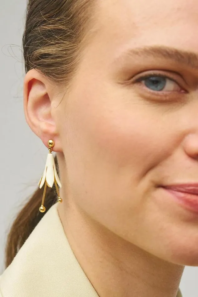 Oroton Earrings Lillium Drop Earrings Gldclotted Crm 8211 Jewellery