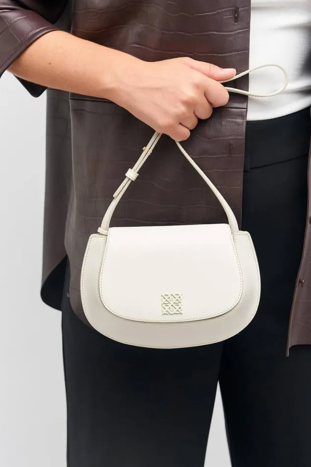 Oroton Shoulder Della Saddle Shoulder Bag Clotted Cream 8211 Women