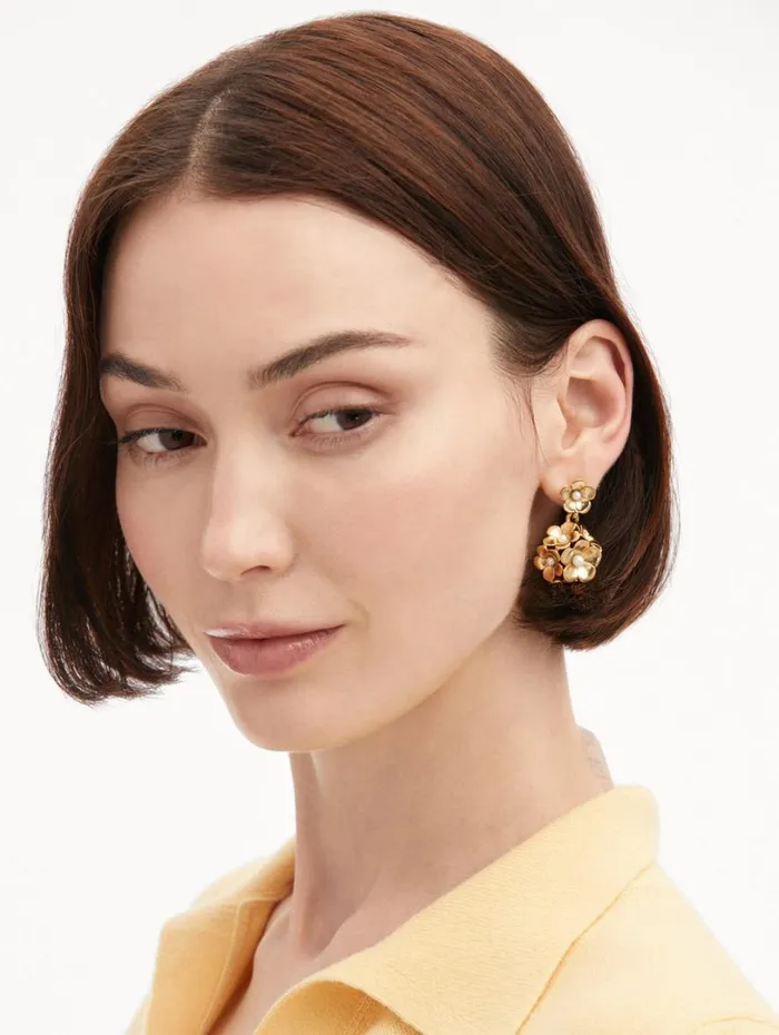 Oscar De La Renta Enamel Flower Drop ClipOn Earrings Pearl Women Earrings Oscar De La Renta Enamel Flower Drop ClipOn Earrings Pearl Women Earrings
