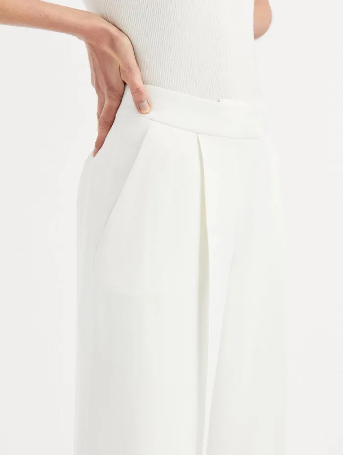 Oscar De La Renta High Waisted Wide Leg Pant Ivory Women Pants and Skirts Oscar De La Renta High Waisted Wide Leg Pant Ivory Women Pants and Skirts