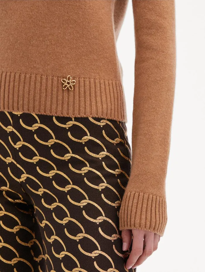 Oscar De La Renta O Flower Cashmere Pullover Camel Women Blouses and Knits Oscar De La Renta O Flower Cashmere Pullover Camel Women Blouses and Knits