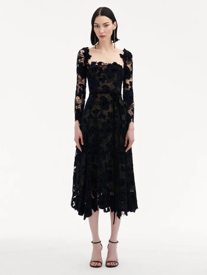 Oscar De La Renta Peony Velvet Guipure Dress Navy Women Dresses Oscar De La Renta Peony Velvet Guipure Dress Navy Women Dresses