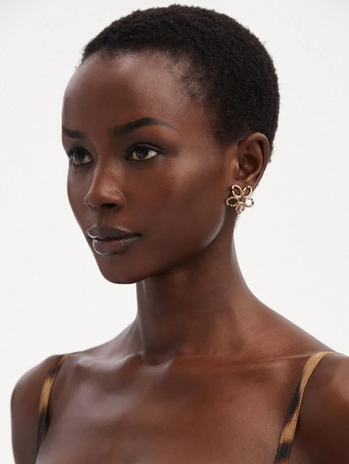 Oscar De La Renta Small O Flower Earrings Gold Women Earrings Oscar De La Renta Small O Flower Earrings Gold Women Earrings