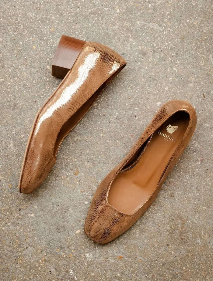 Rosie Golden Women Bobbies Pumps and Mary Janes