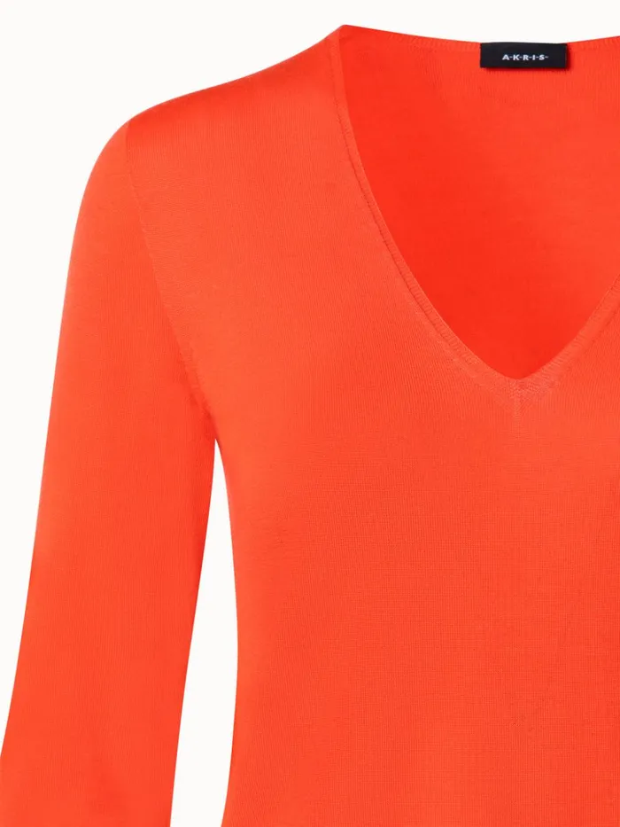 Seamless Cashmere Silk Knit VNeck Pullover Coral Women Akris Cashmere