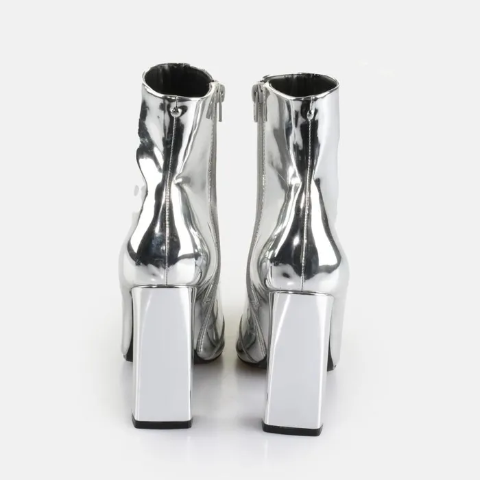 Shop Boots and AnkleBoots BUFFALO July Bootie Silver