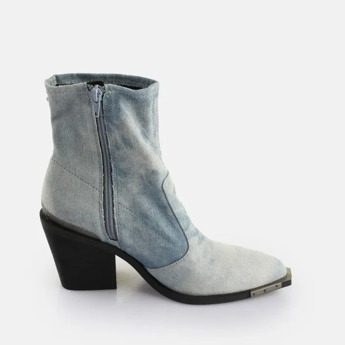 Shop Boots and AnkleBoots BUFFALO West Boot Lo Blue