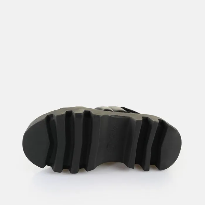 Shop Sandals and Slides BUFFALO Flora Ts Quilt Black