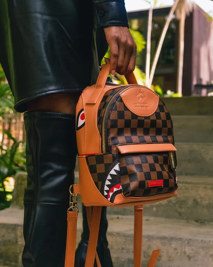 SPRAYGROUND Backpacks HENNY AIR TO THE THRONE QUATTRO BACKPACK 8211 Universal SPRAYGROUND Backpacks HENNY AIR TO THE THRONE QUATTRO BACKPACK 8211 Universal