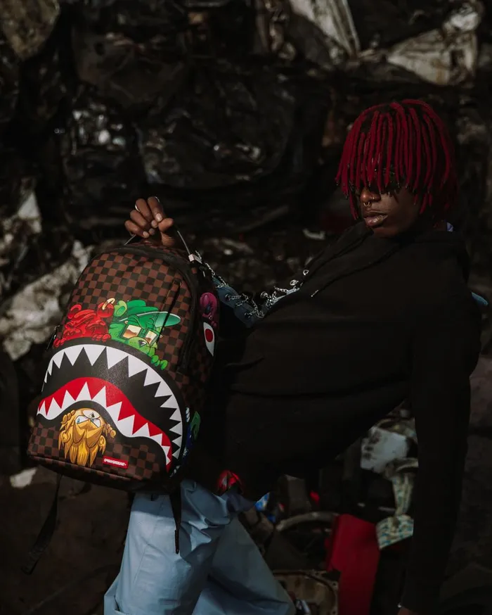 SPRAYGROUND Backpacks SHARKS IN PARIS CHARACTERS SNEAKIN BACKPACK DLXV 8211 Universal SPRAYGROUND Backpacks SHARKS IN PARIS CHARACTERS SNEAKIN BACKPACK DLXV 8211 Universal