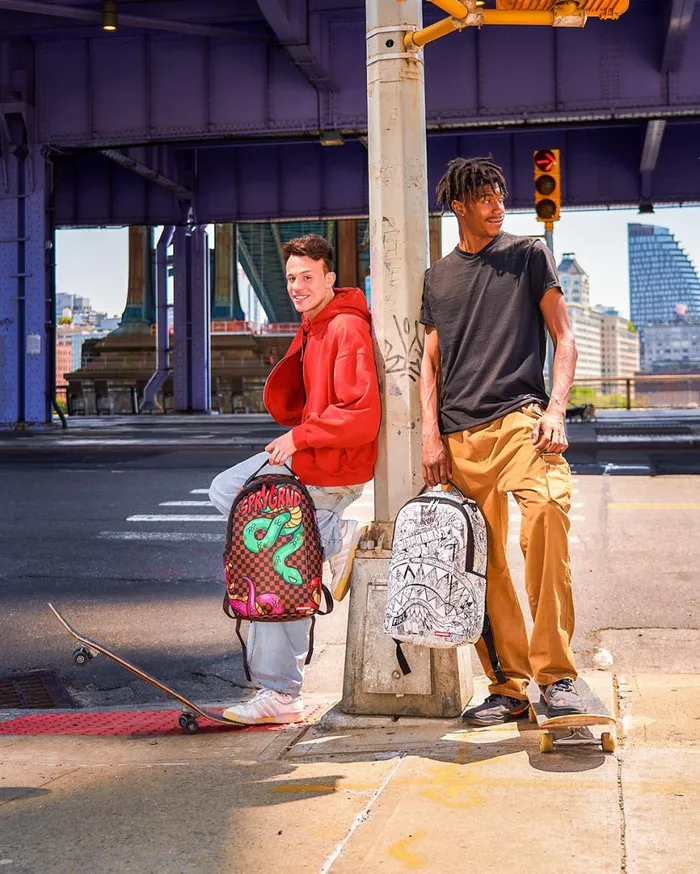 SPRAYGROUND Backpacks SNAKES ON A BAG BACKPACK DLXV 8211 Universal SPRAYGROUND Backpacks SNAKES ON A BAG BACKPACK DLXV 8211 Universal