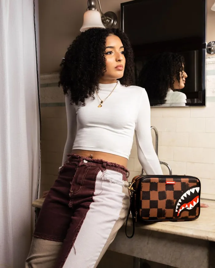 SPRAYGROUND Toiletries Aka Money Bags SHARKS IN PARIS VANQUISH TOILETRY BAG 8211 Universal