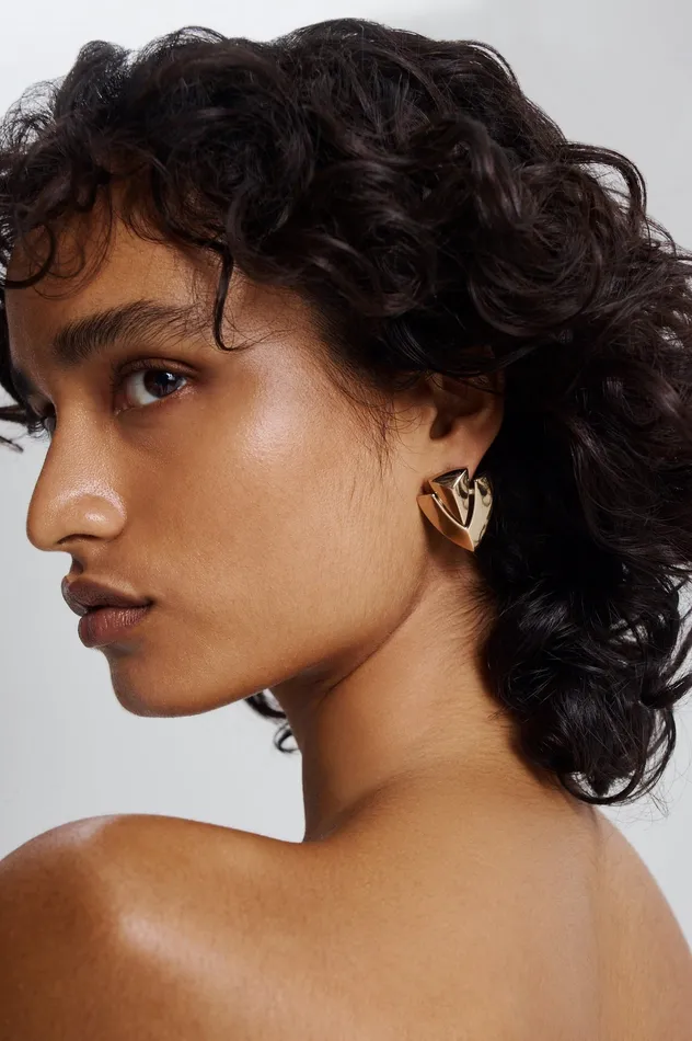 TRIANGLE SWING EARRINGS LIGHTGOLD Jewelry Scanlan Theodore Women