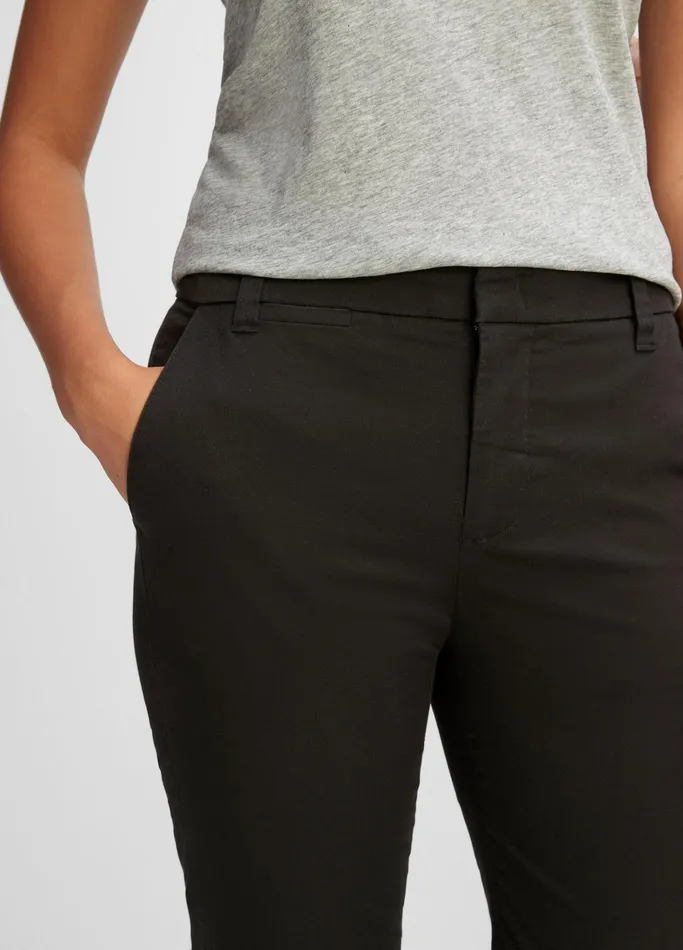 Vince Pants and Shorts Women Coin Pocket Chino Black