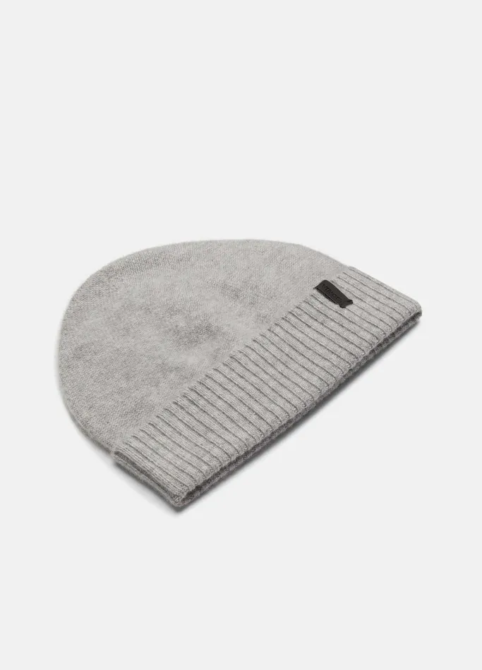 Vince Scarves Hats and Gloves Men Plush Cashmere ReverseKnit Cuffed Hat Grey