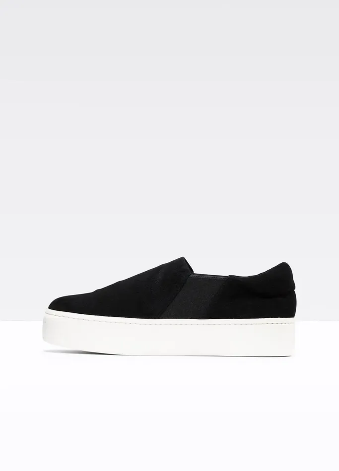 Vince Sneakers Women Suede Warren Sneaker Black
