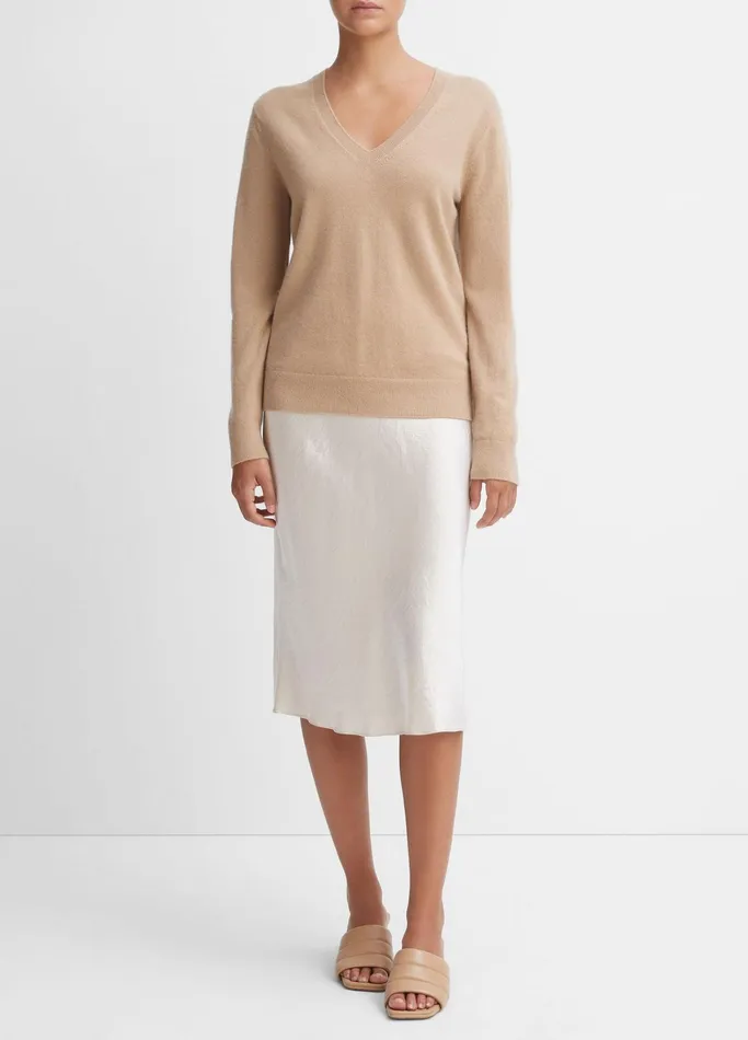 Vince Sweaters Women Cashmere Weekend VNeck Sweater Camel