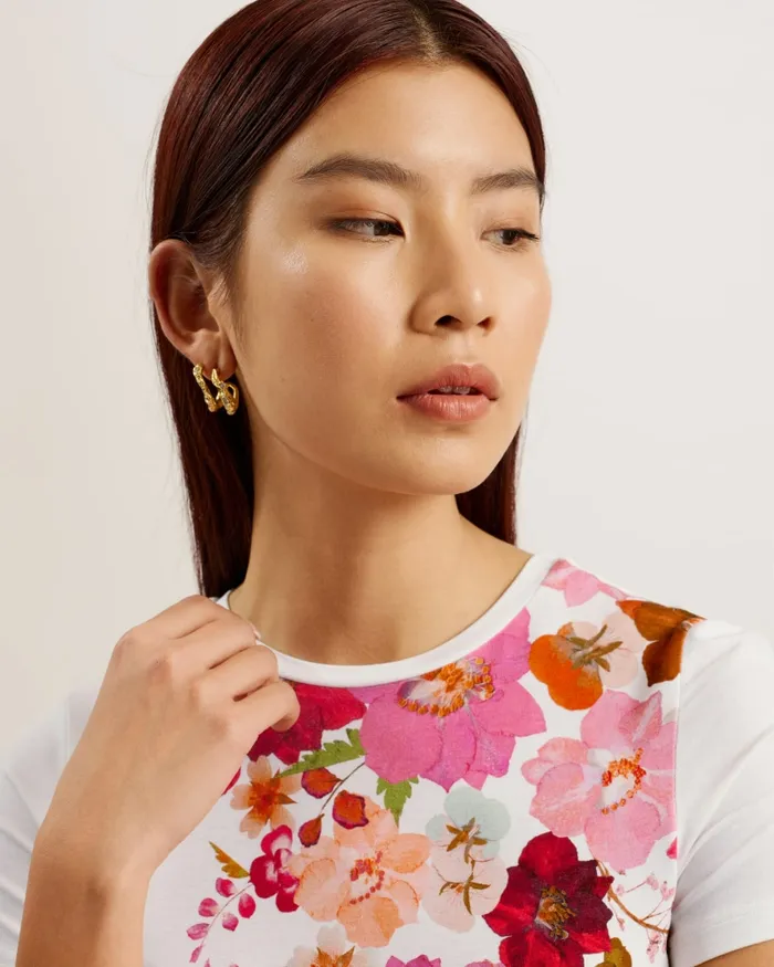 Women BELLARY 8211 Pressed Flower Print Fitted TShirt Pink Ted Baker Tops and Blouses