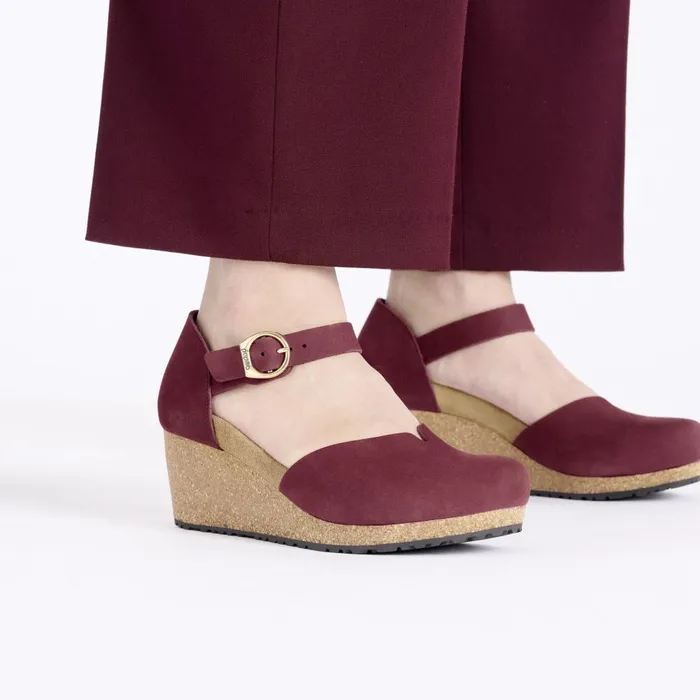 Women Birkenstock OneStrap Mary RingBuckle Zinfandel