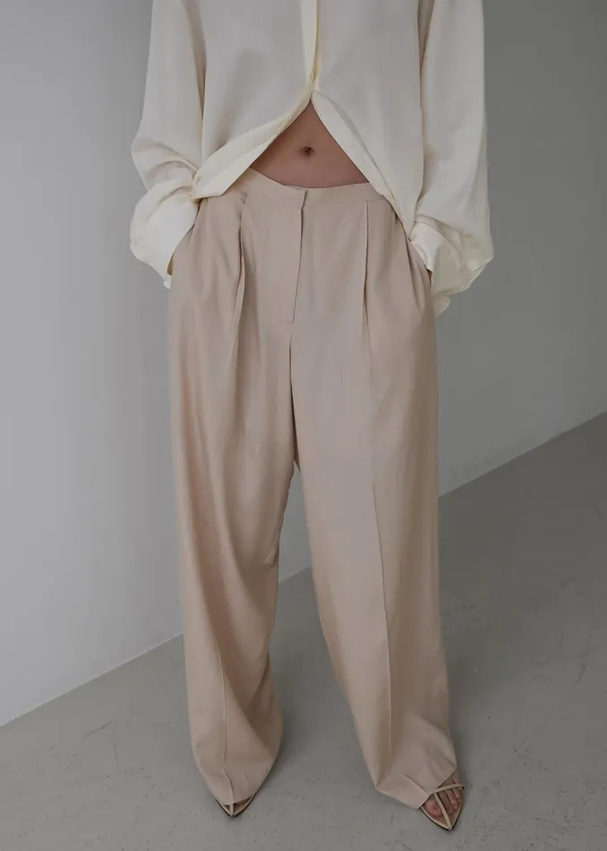 Women Colyn Trousers 8211 Beige The Frankie Shop Bottoms