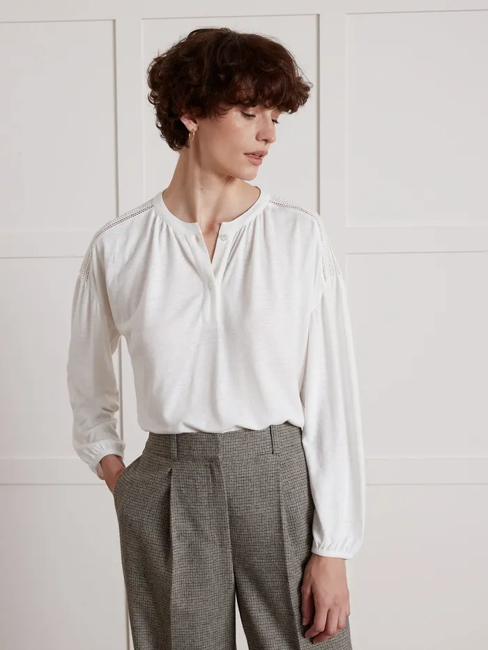 Women Cyrillus Clothing Linen And Viscose TShirt With Round Neckline Ecru
